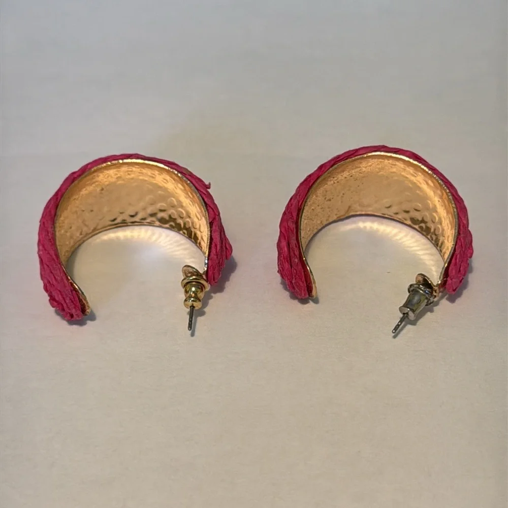 Hot pink woven straw textured gold 1.5” crescent hoop earrings